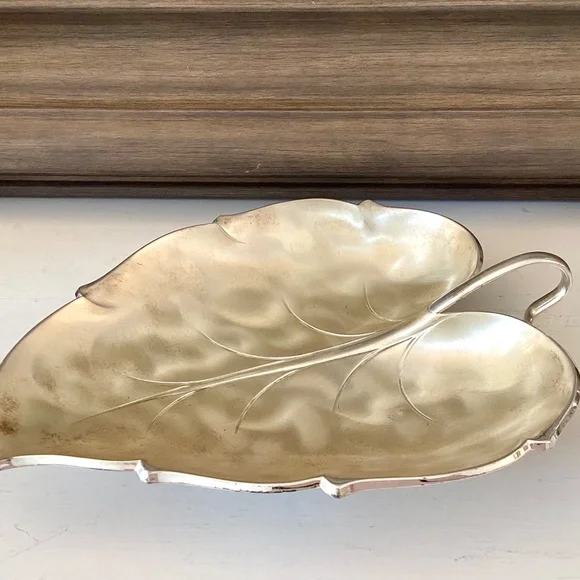 Caravelle by Hoka tarnish resistent silver plate Silver Leaf tray west Germany - Picture 2 of 11